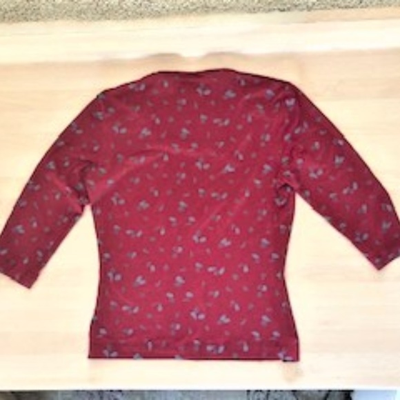 Silvergate Stretchy Top - Picture 2 of 6